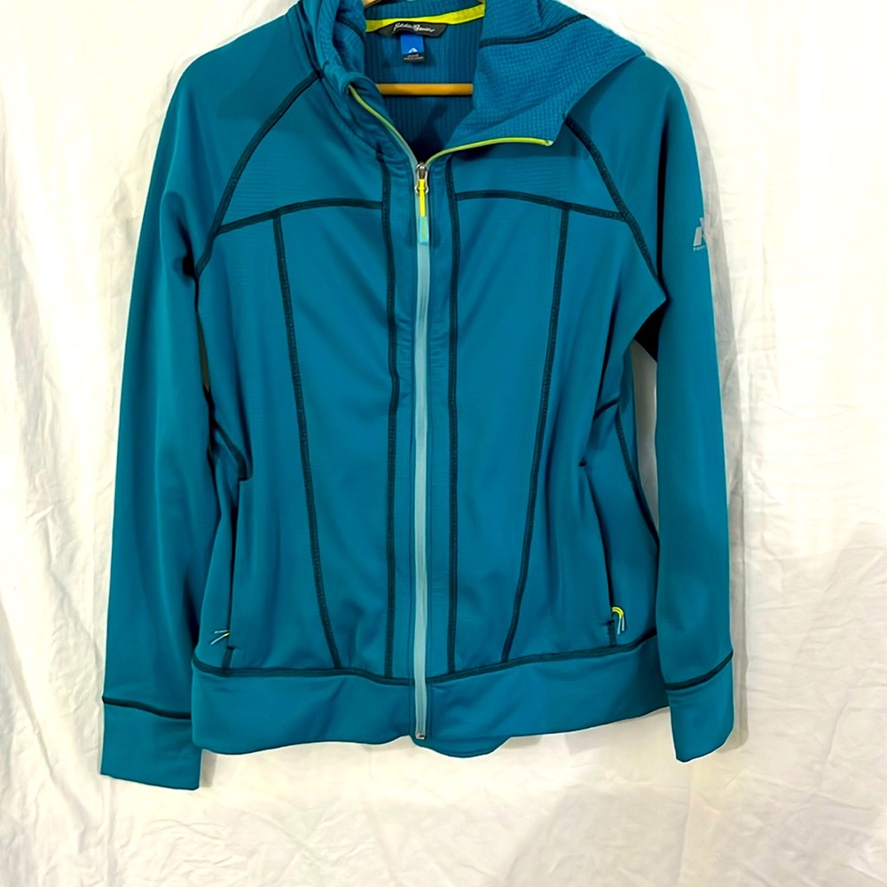 Women’s jacket. Hooded Eddie Bauer First Ascent
